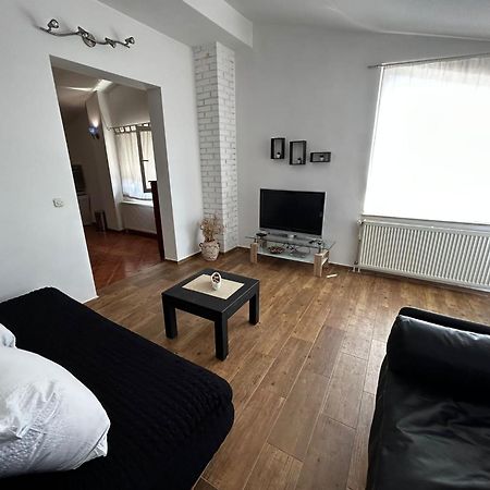 Apartments Petrović Pirovac Zewnętrze zdjęcie