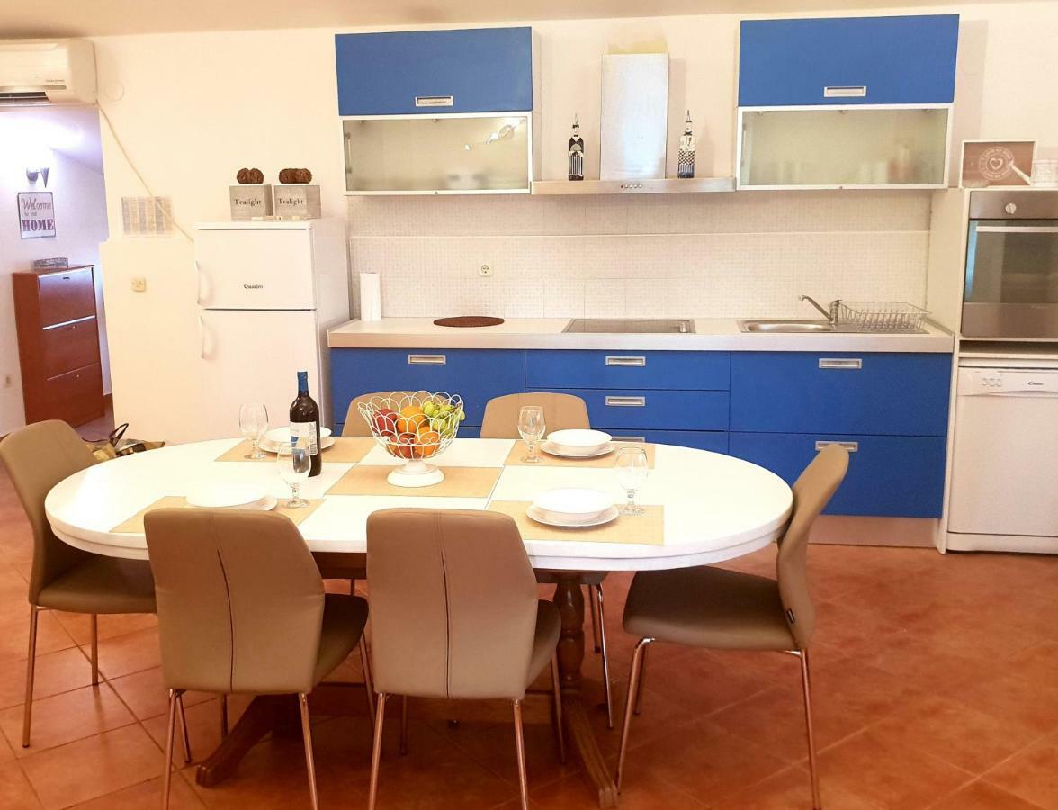 Apartments Petrović Pirovac Zewnętrze zdjęcie